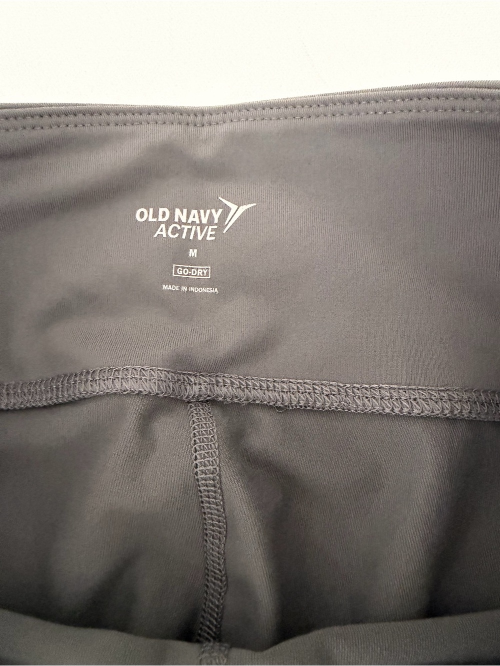 Old Navy Gray Leggings with Side Pockets - Picture 4 of 5
